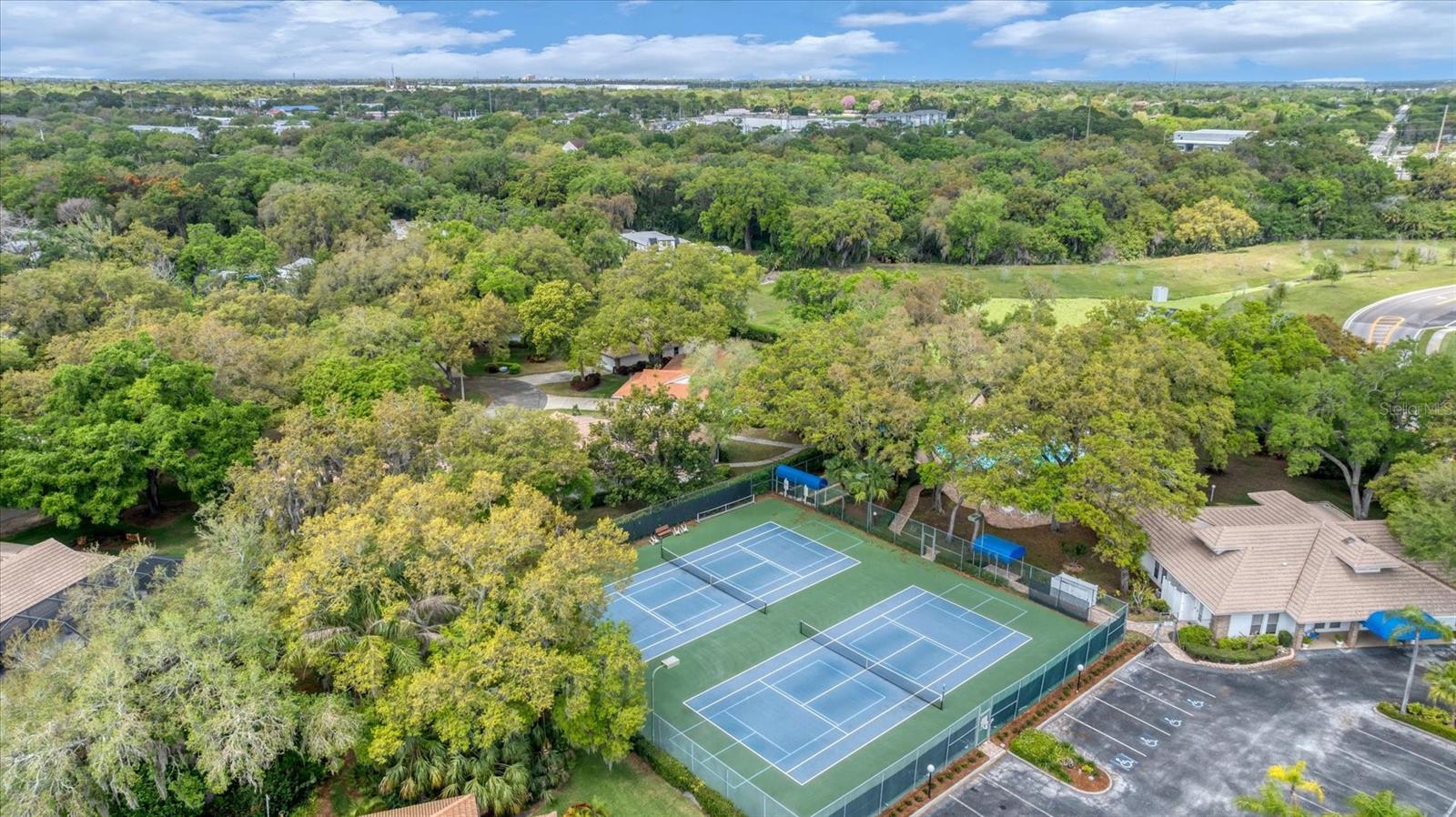 Image 49 of 50 For 5908 Garden Lakes Majestic