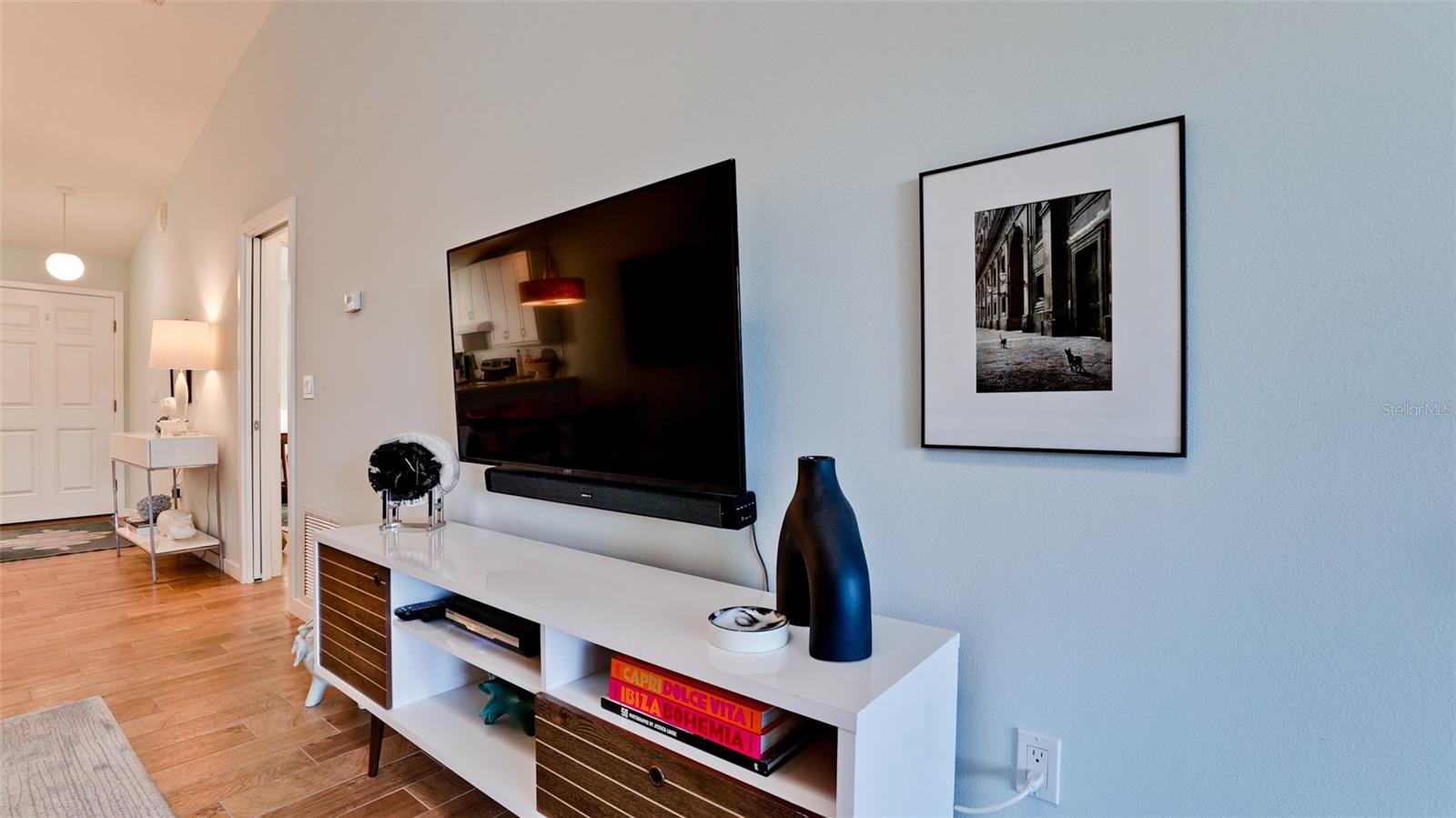 Image 14 of 39 For 4613 Park Lake Terrace S