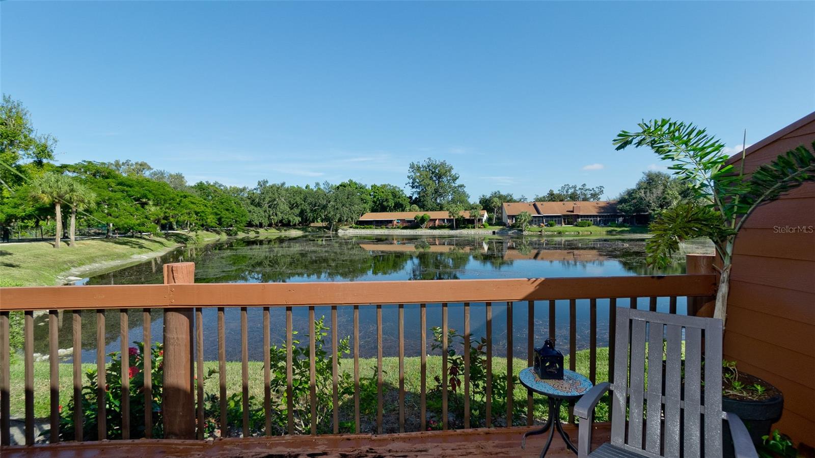 Image 20 of 39 For 4613 Park Lake Terrace S