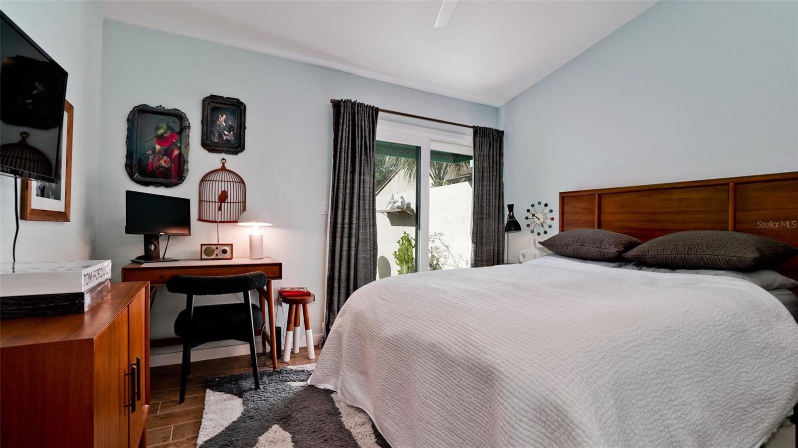 Image 28 of 39 For 4613 Park Lake Terrace S