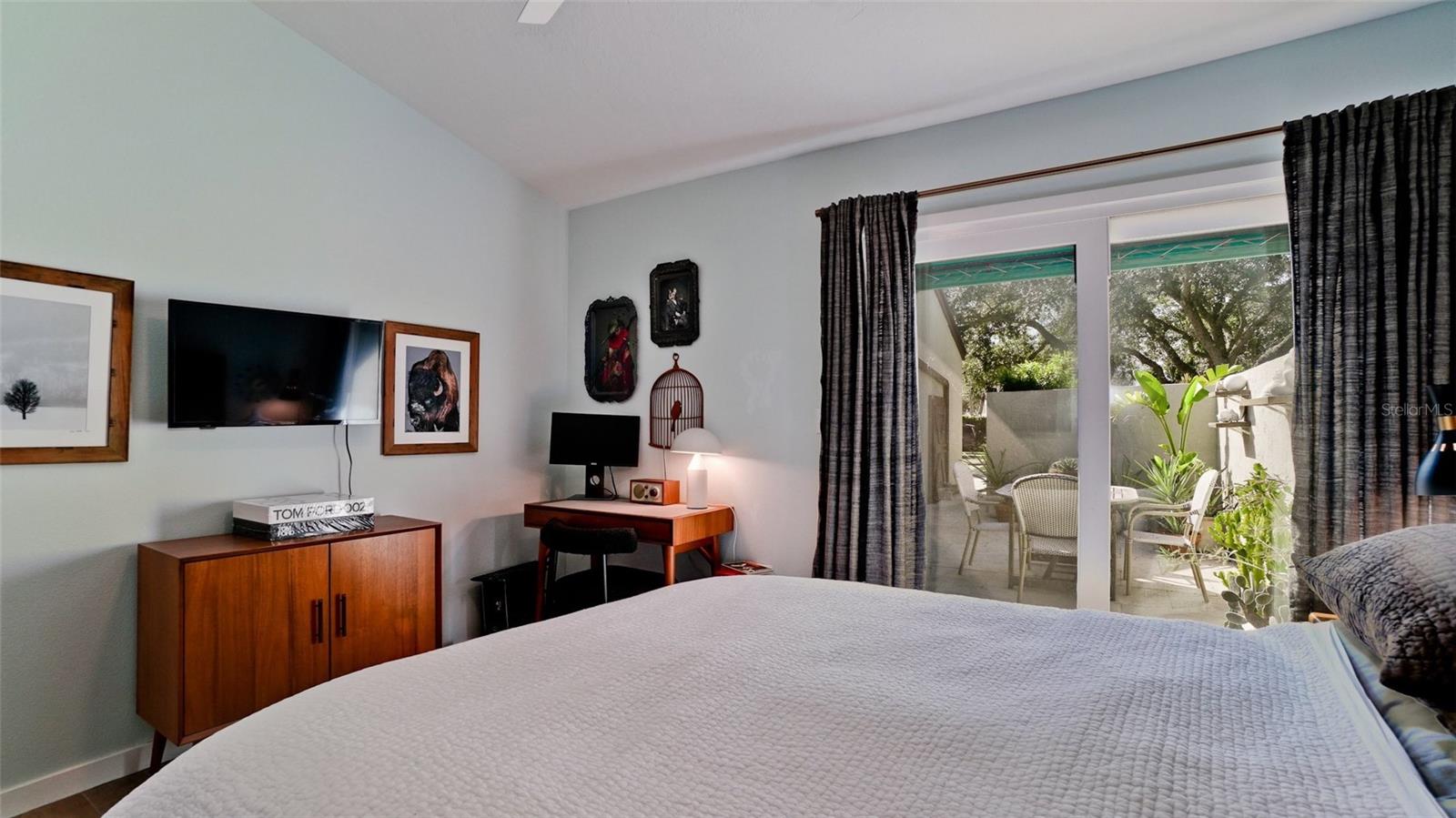 Image 30 of 39 For 4613 Park Lake Terrace S