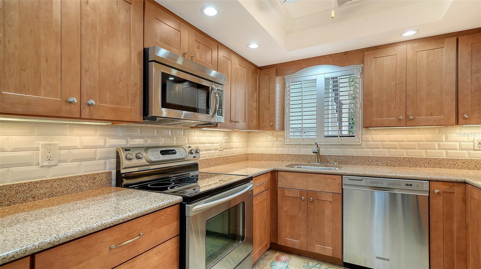 Image 23 of 45 For 1701 Southwood Street 1701