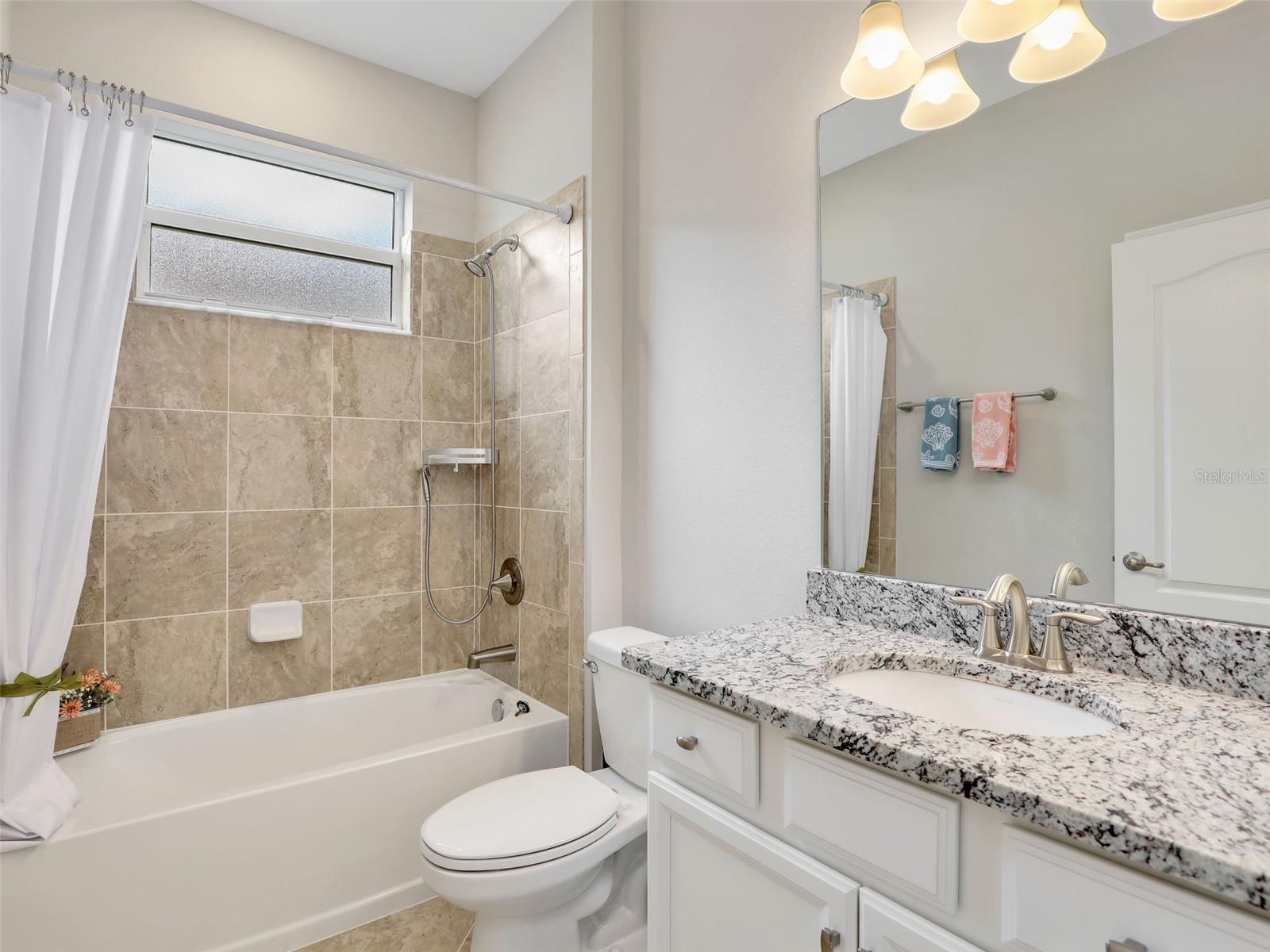 Image 18 of 31 For 16391 Bonita Landing Circle