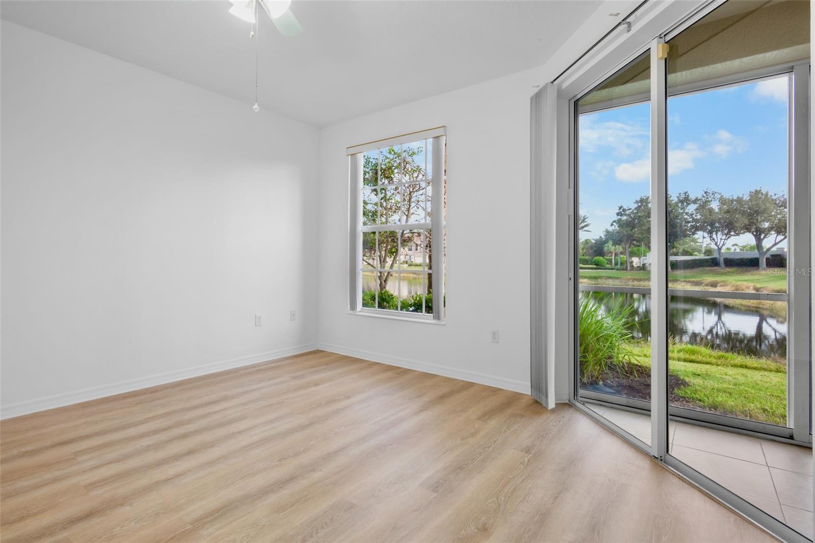 Image 19 of 41 For 4463 Cinnamon Drive 2502