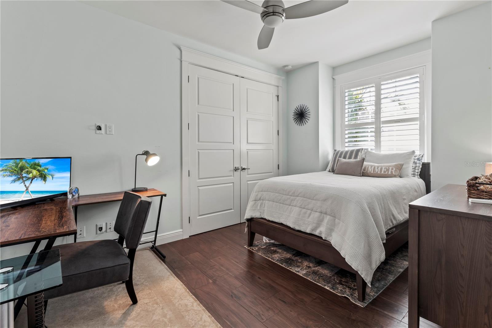 Image 43 of 79 For 519 Villa Rosa Way