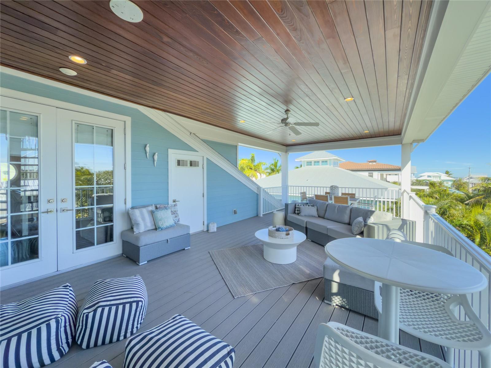 Image 52 of 79 For 519 Villa Rosa Way