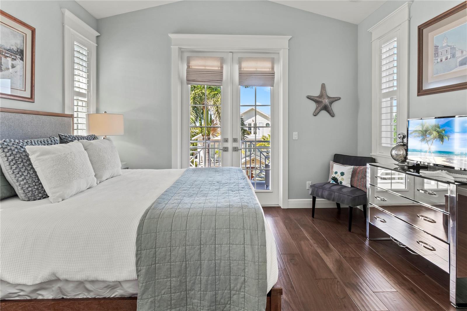 Image 55 of 79 For 519 Villa Rosa Way