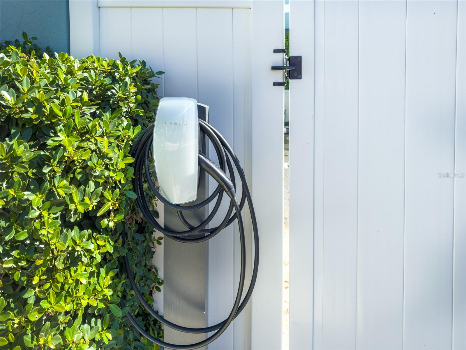 Image 74 of 79 For 519 Villa Rosa Way