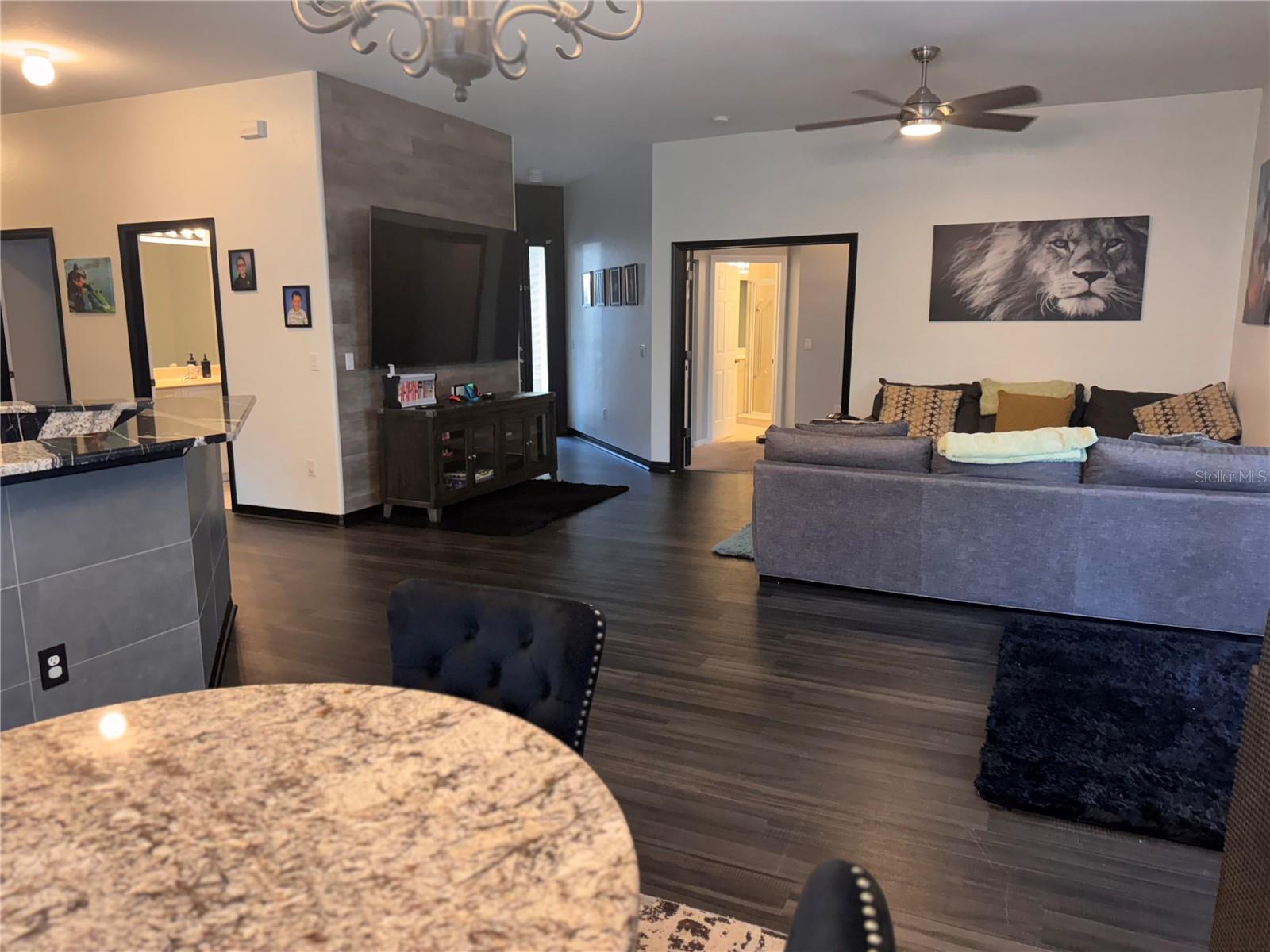 Image 22 of 66 For 1502 Triano Circle #1502