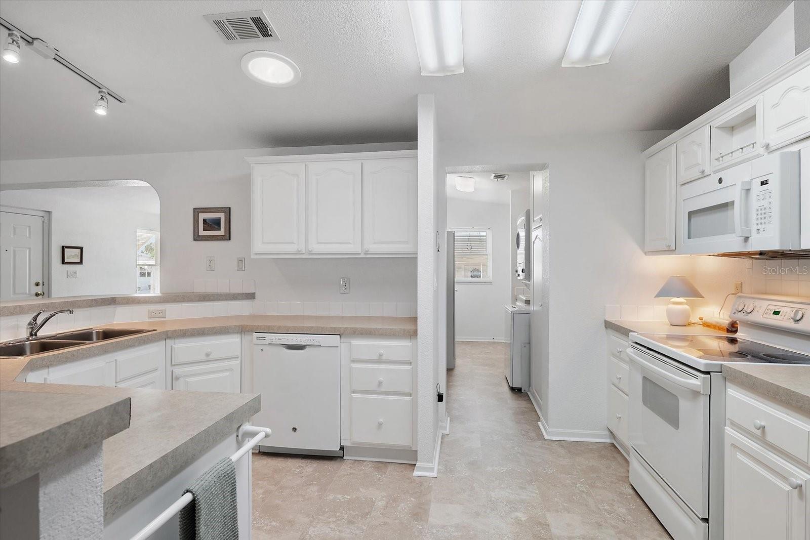 Image 22 of 38 For 2806 12th Street W