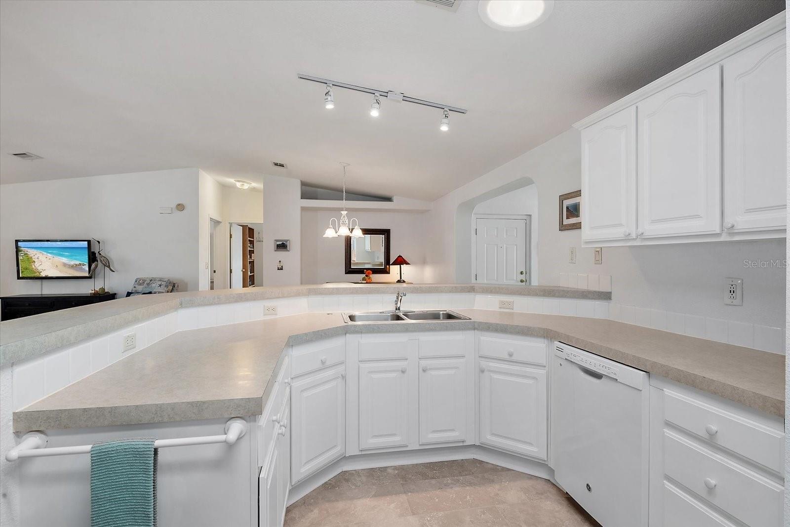 Image 23 of 38 For 2806 12th Street W