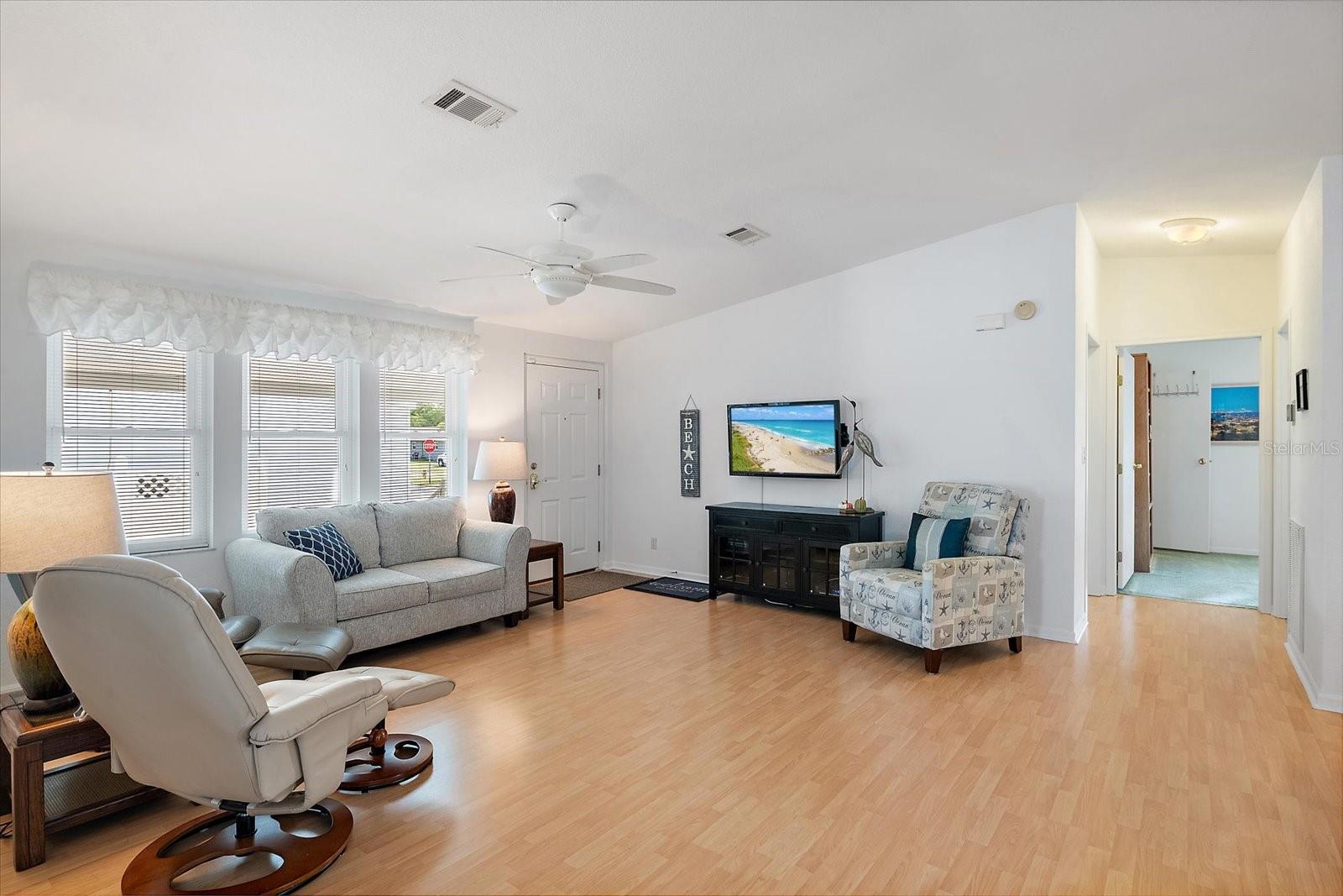 Image 9 of 38 For 2806 12th Street W