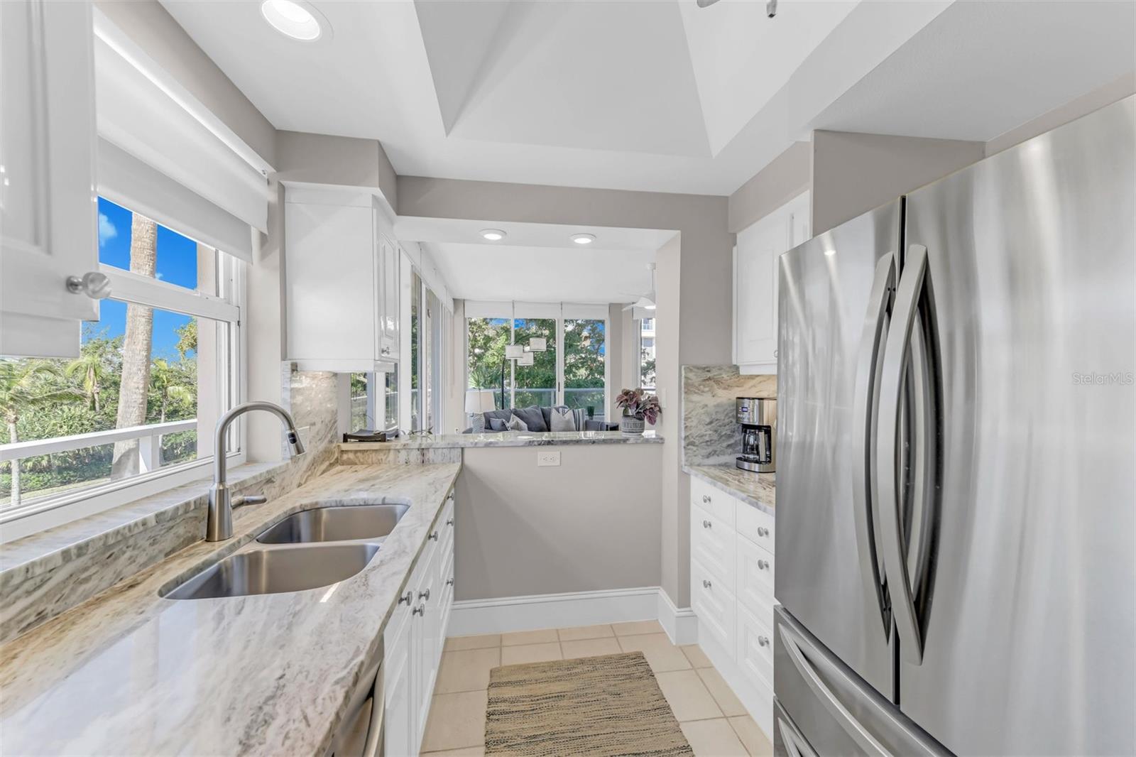 Image 10 of 49 For 3070 Grand Bay Boulevard 612