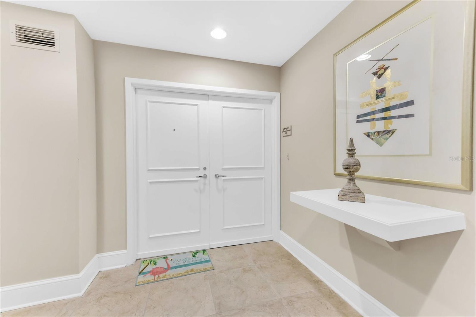 Image 5 of 49 For 3070 Grand Bay Boulevard 612