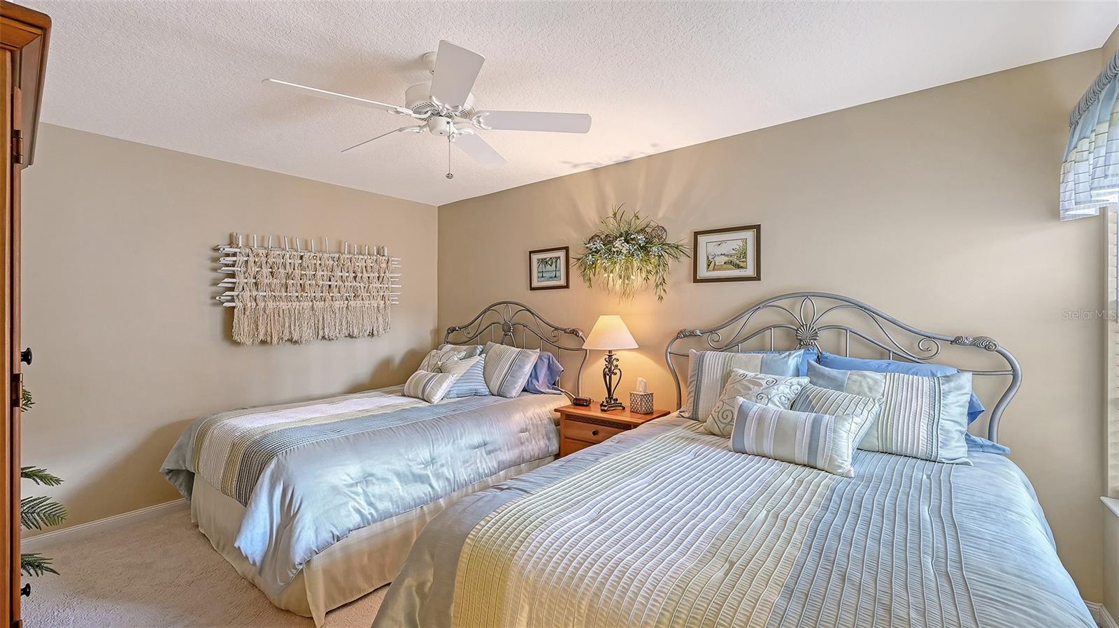 Image 29 of 90 For 5770 Ivrea Drive