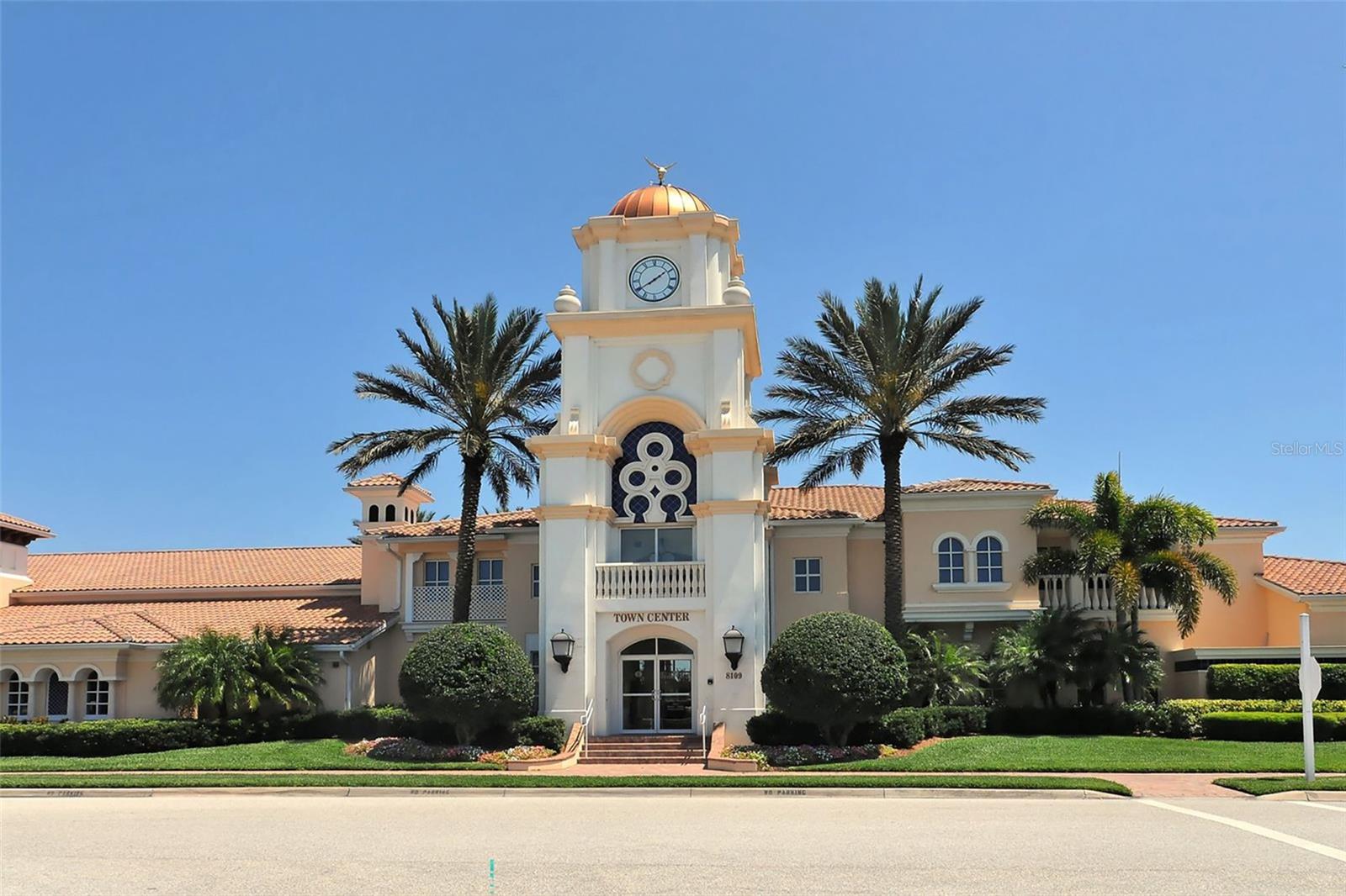 Image 49 of 90 For 5770 Ivrea Drive