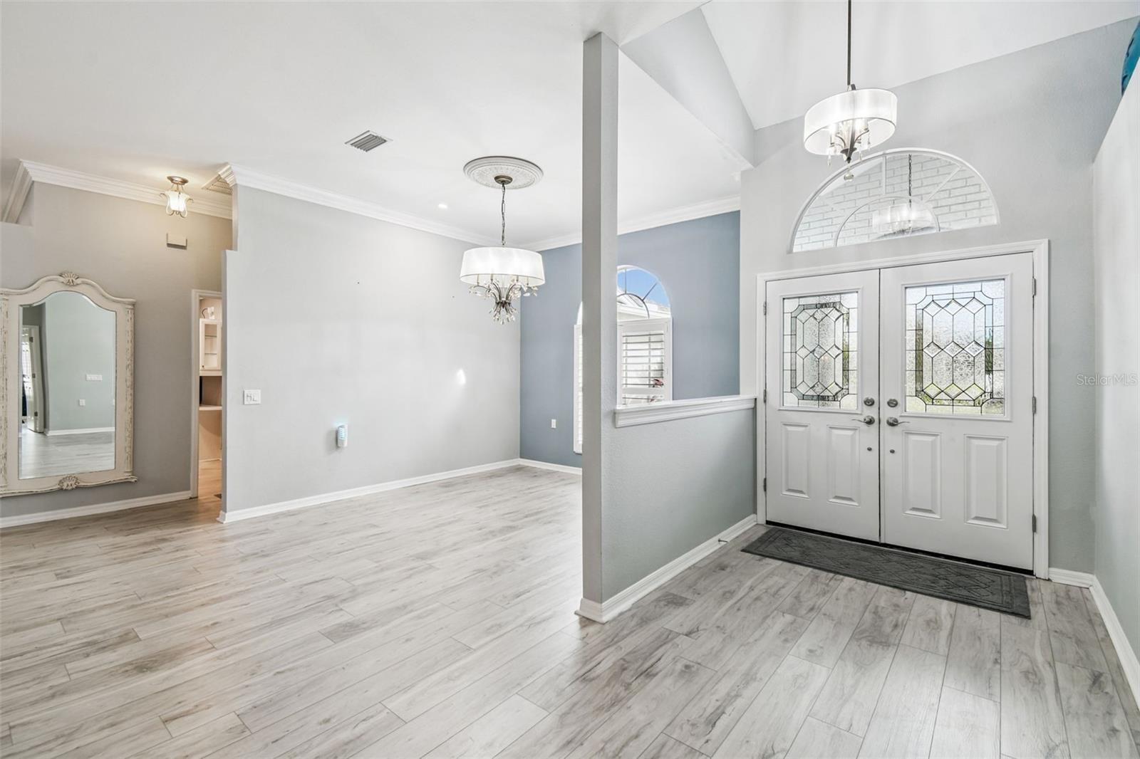 Image 10 of 79 For 7487 Southampton