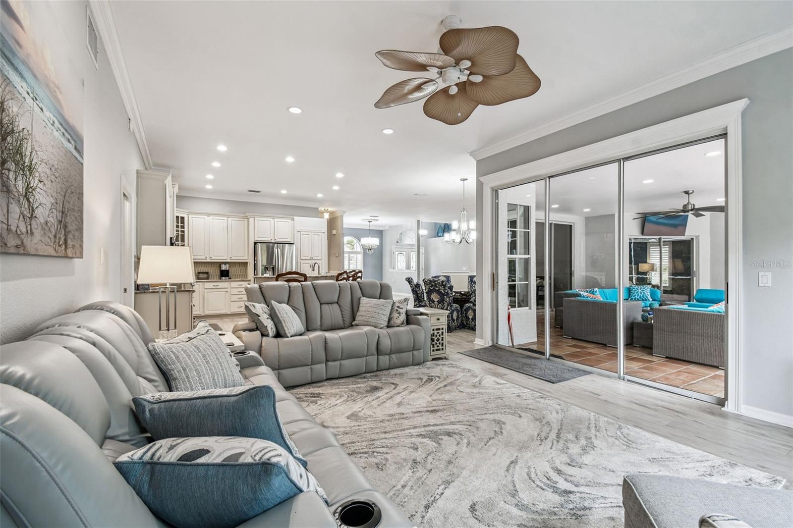 Image 26 of 79 For 7487 Southampton