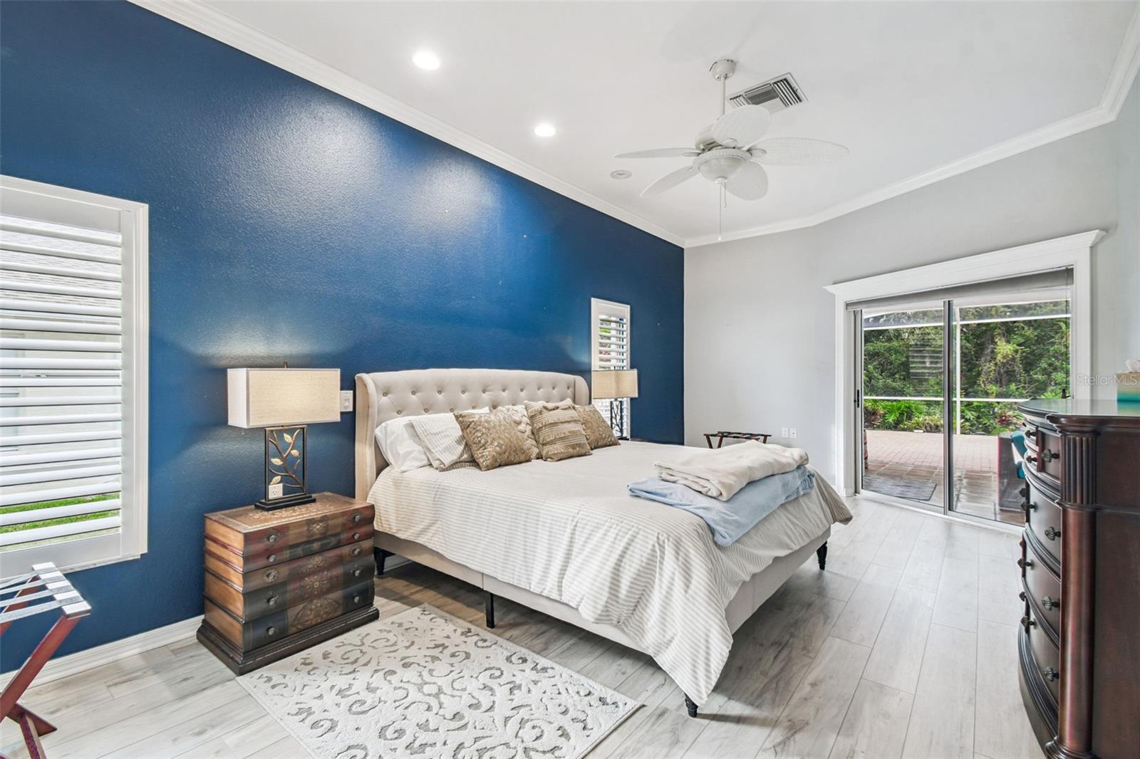 Image 28 of 79 For 7487 Southampton