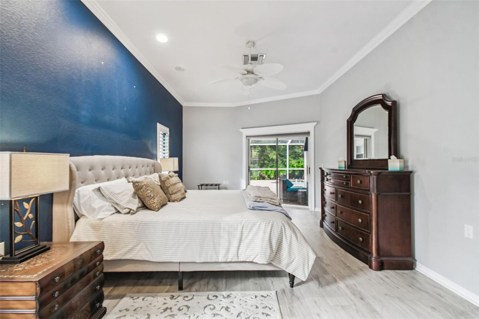 Image 29 of 79 For 7487 Southampton