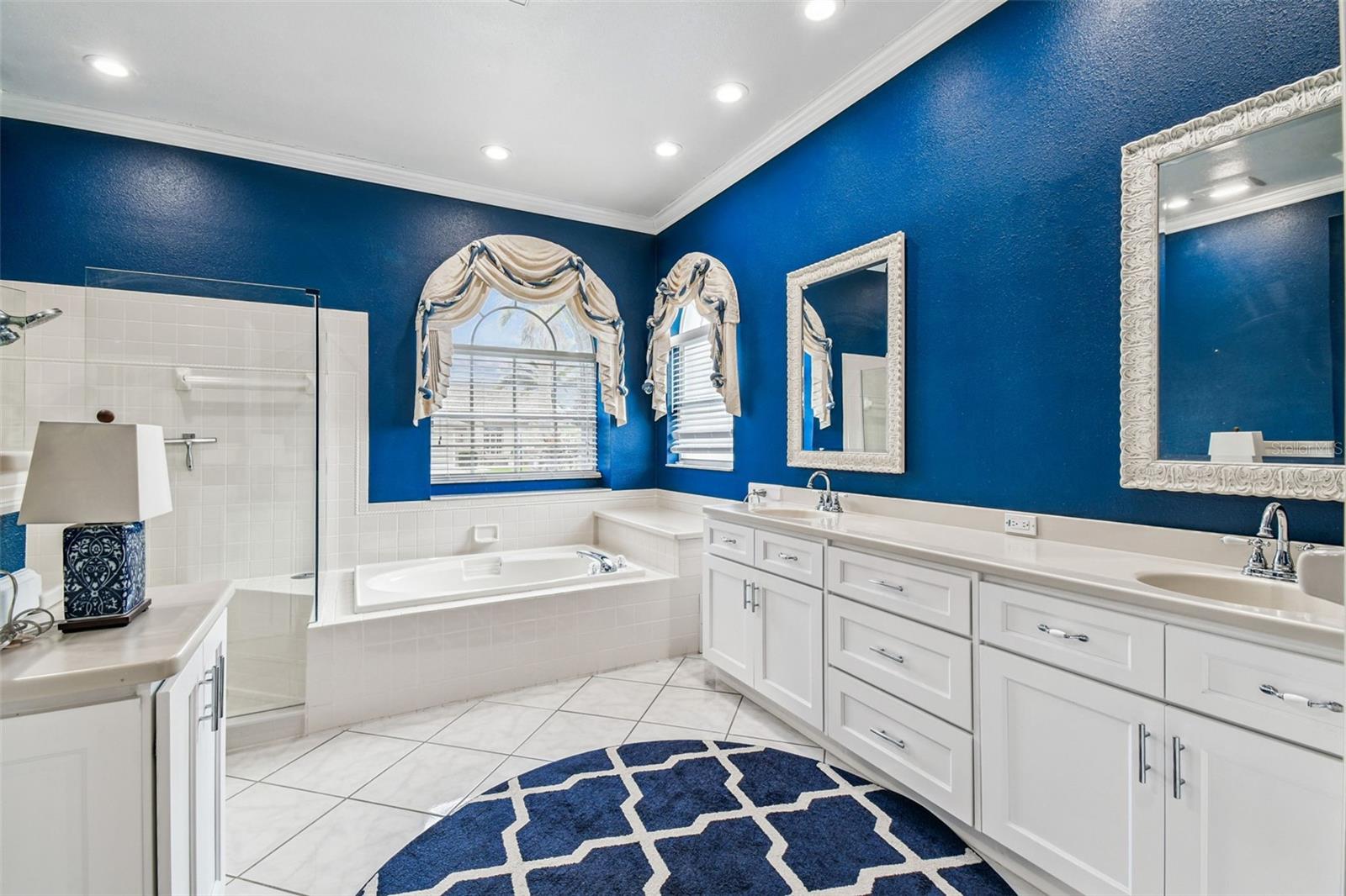 Image 31 of 79 For 7487 Southampton