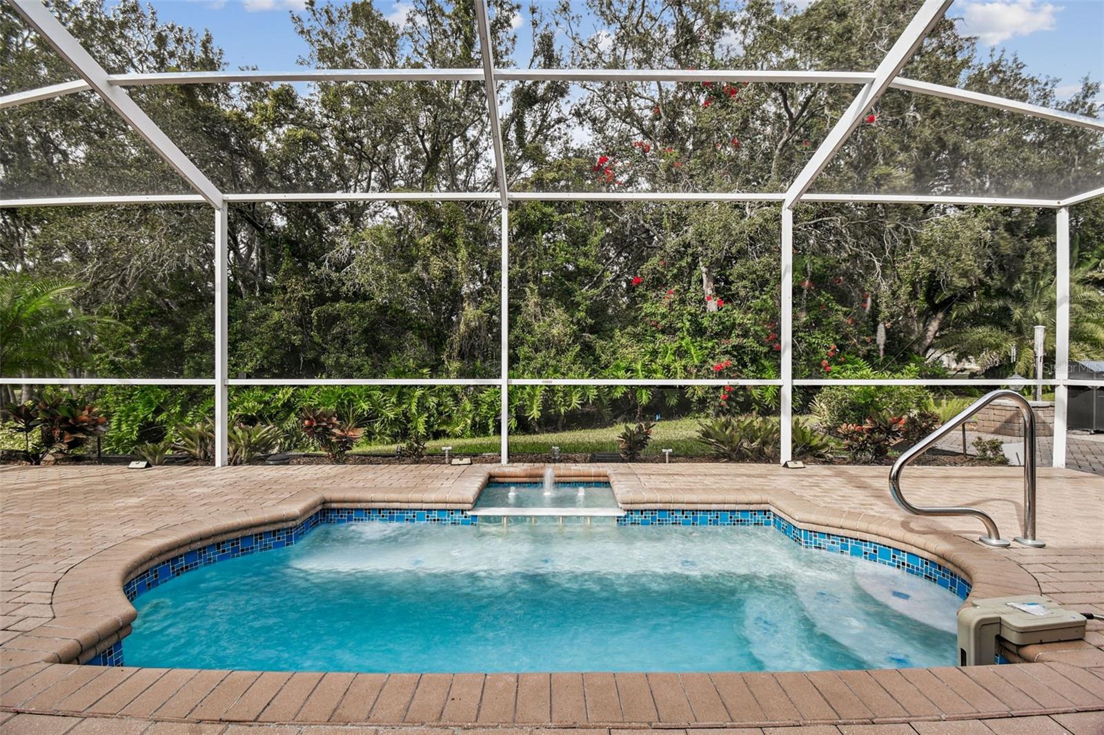 Image 48 of 79 For 7487 Southampton