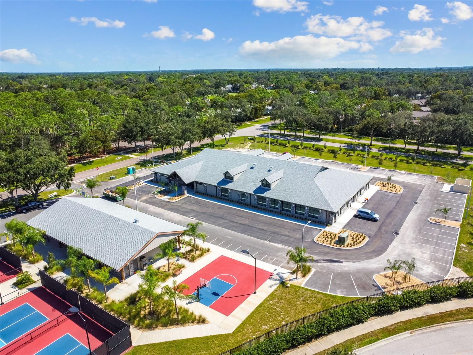 Image 62 of 79 For 7487 Southampton