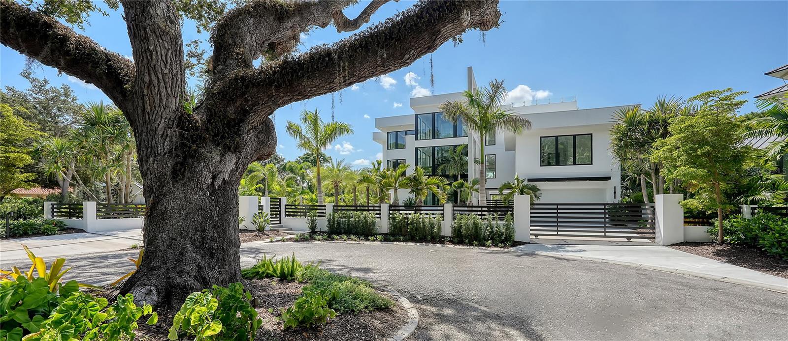 Image 17 of 100 For 1610 Lodge Drive