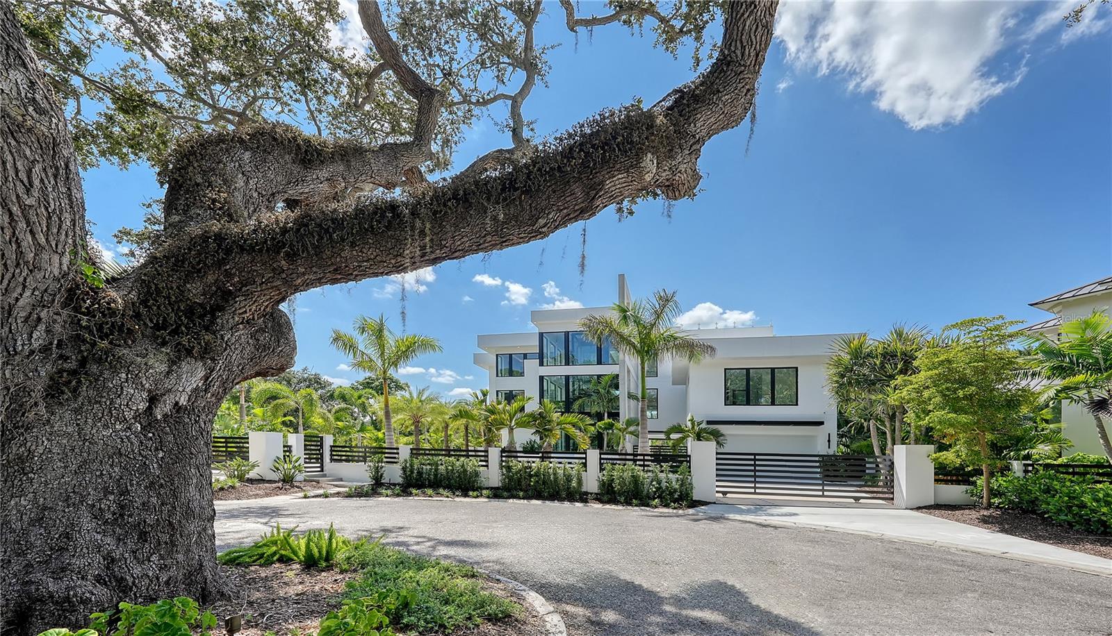 Image 19 of 100 For 1610 Lodge Drive