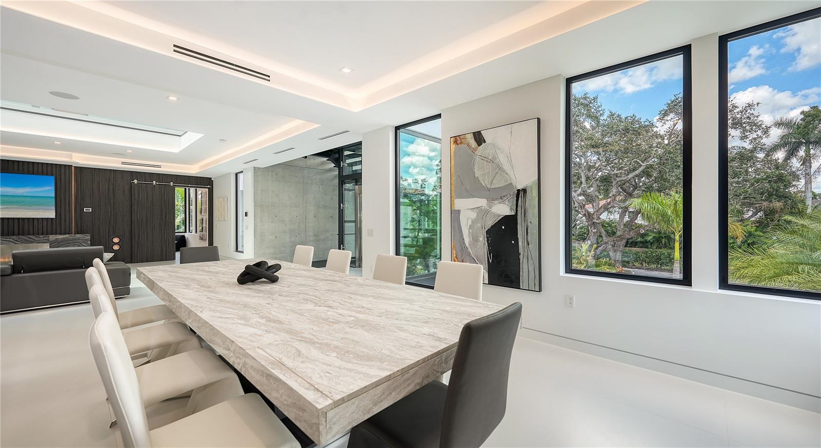 Image 37 of 100 For 1610 Lodge Drive