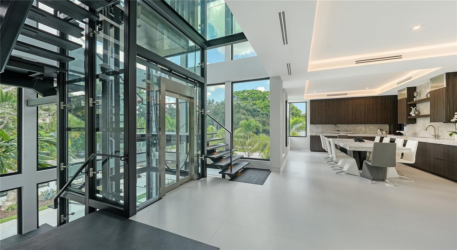 Image 50 of 100 For 1610 Lodge Drive