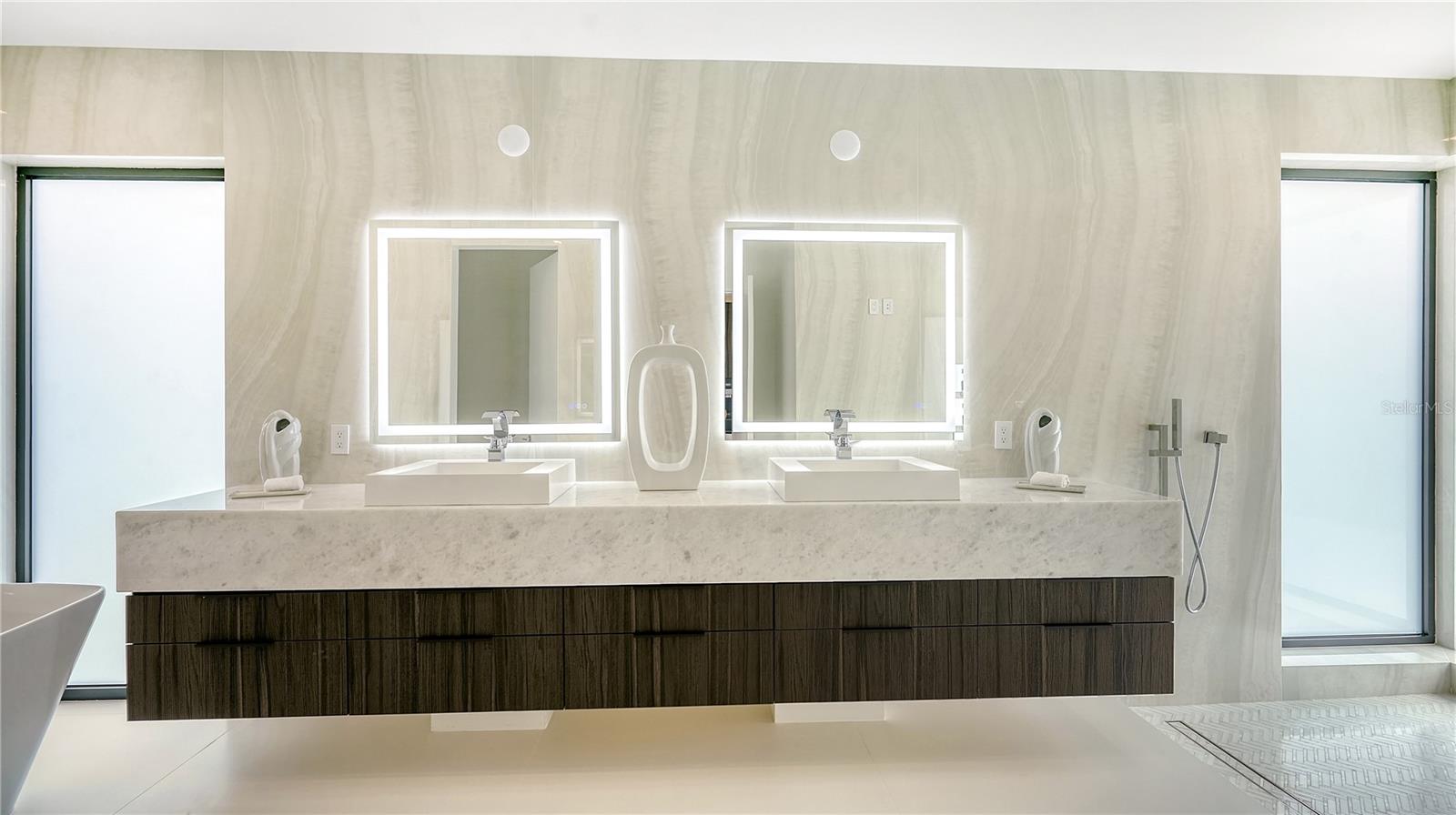 Image 66 of 100 For 1610 Lodge Drive