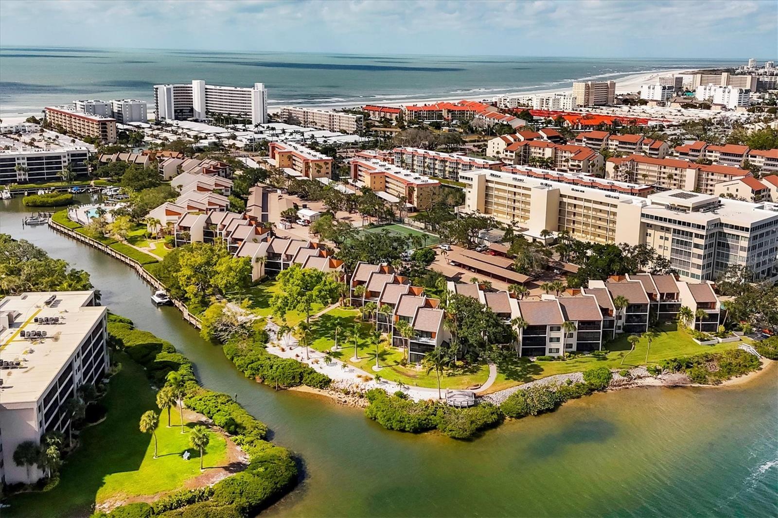 Image 34 of 50 For 1900 Cove Ii Place 127