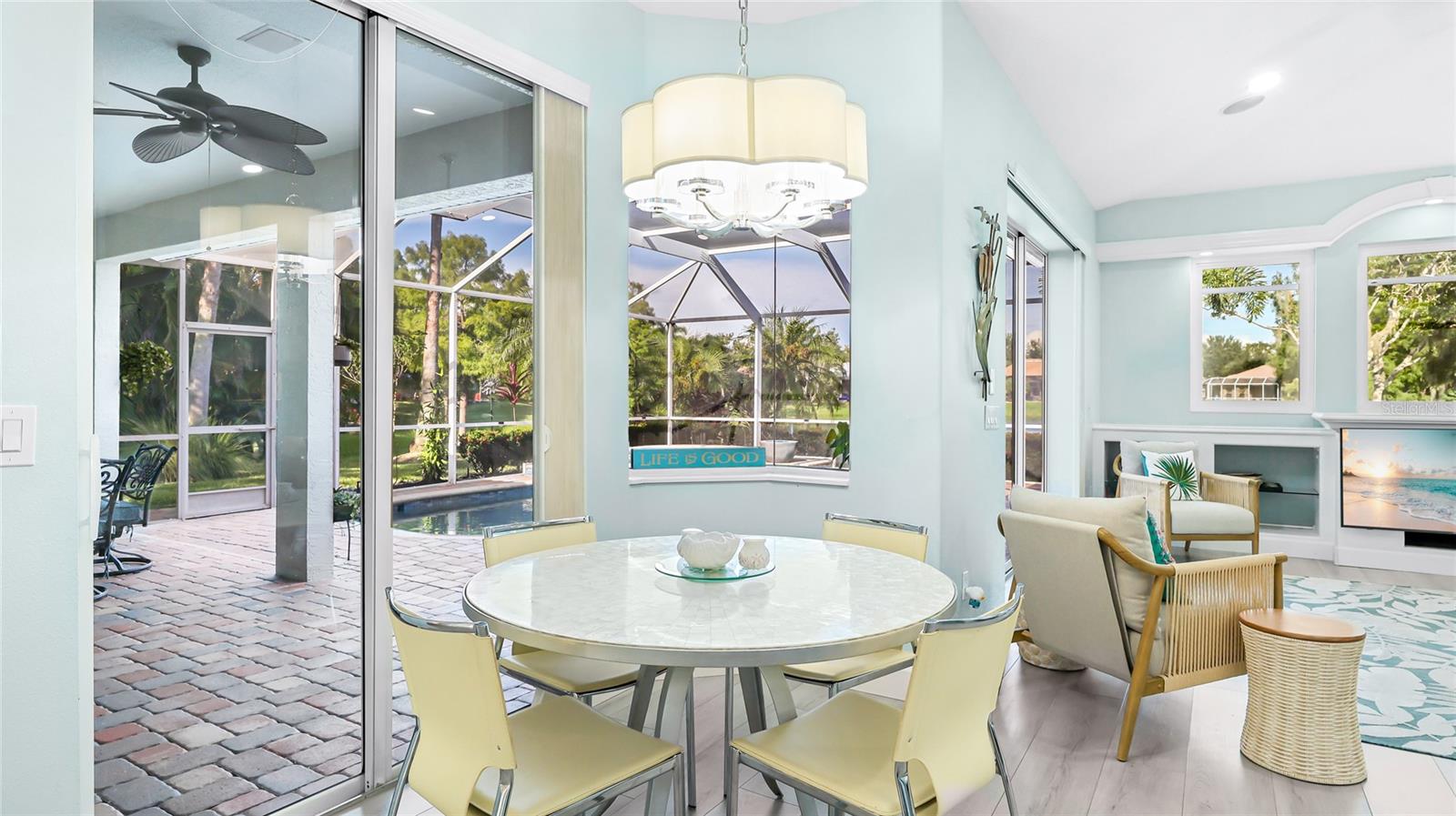 Image 19 of 40 For 11407 Savannah Lakes Drive