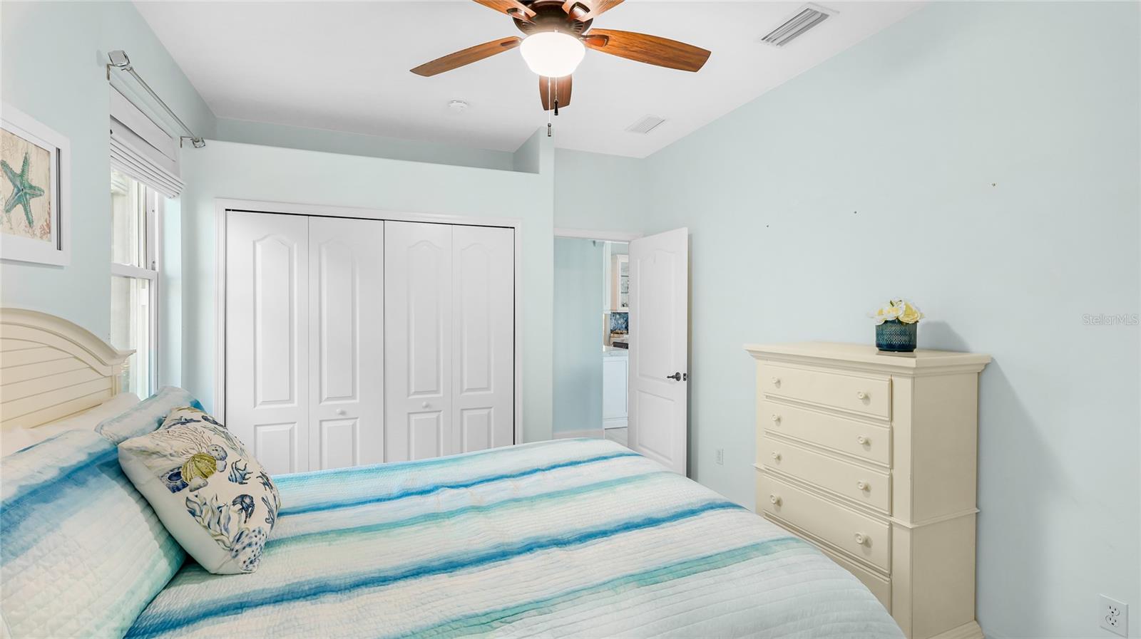 Image 27 of 40 For 11407 Savannah Lakes Drive