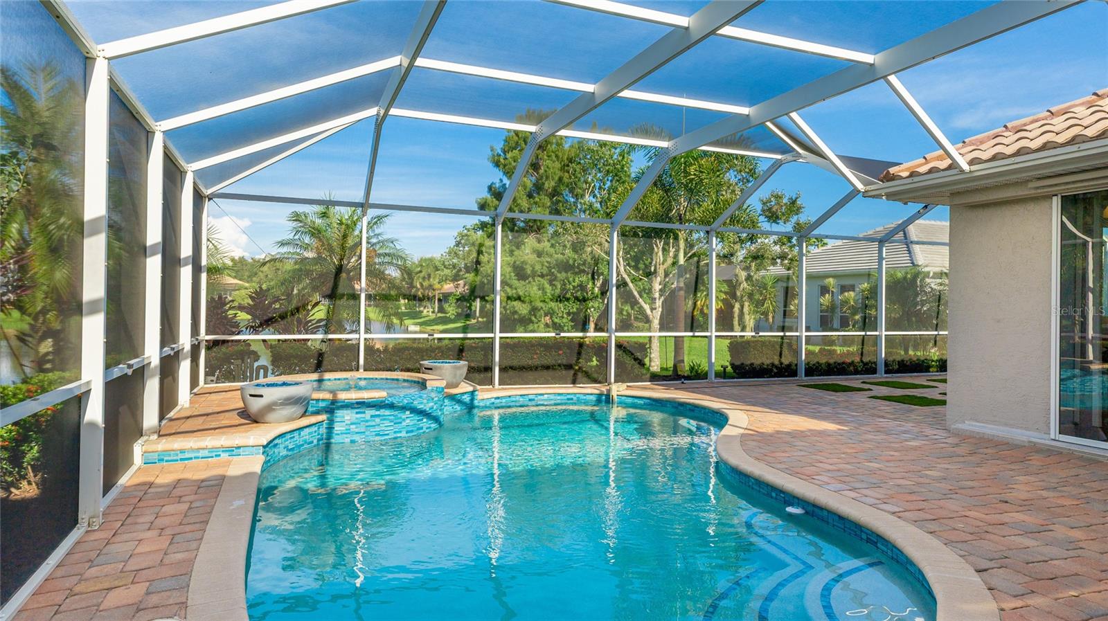 Image 35 of 40 For 11407 Savannah Lakes Drive