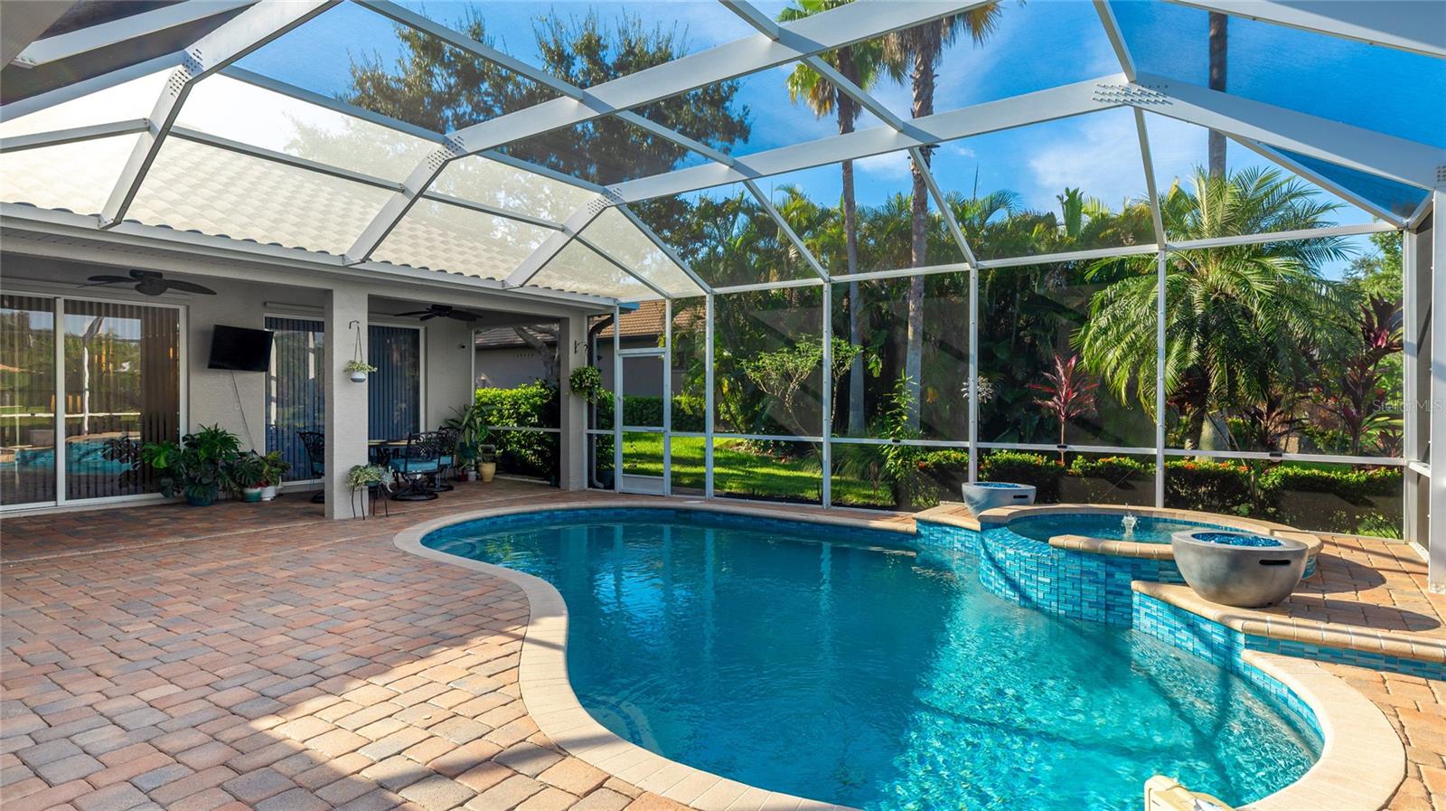 Image 36 of 40 For 11407 Savannah Lakes Drive