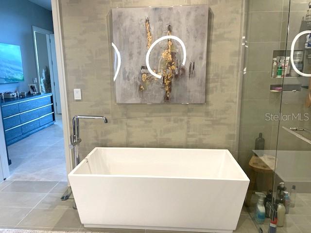 Image 32 of 83 For 1581 Gulf Of Mexico Drive 307