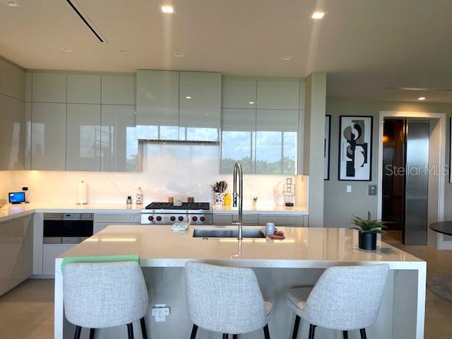 Image 8 of 83 For 1581 Gulf Of Mexico Drive 307