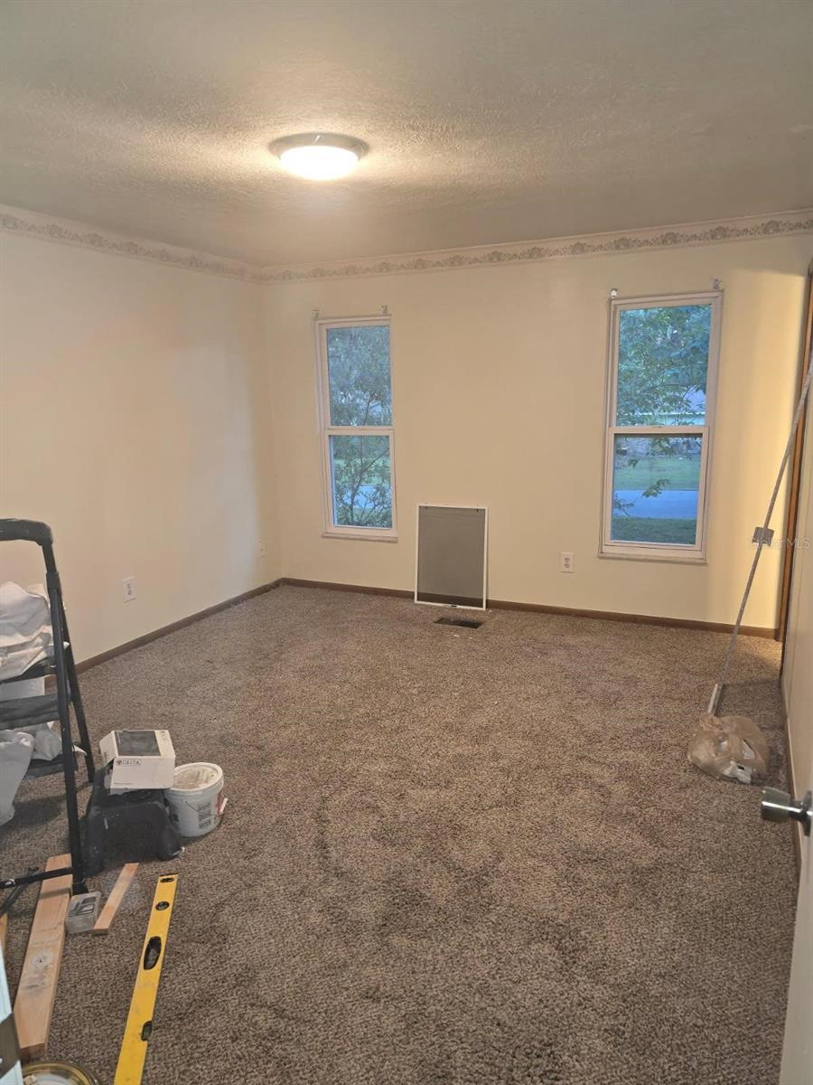 Image 11 of 17 For 4050 22nd Court