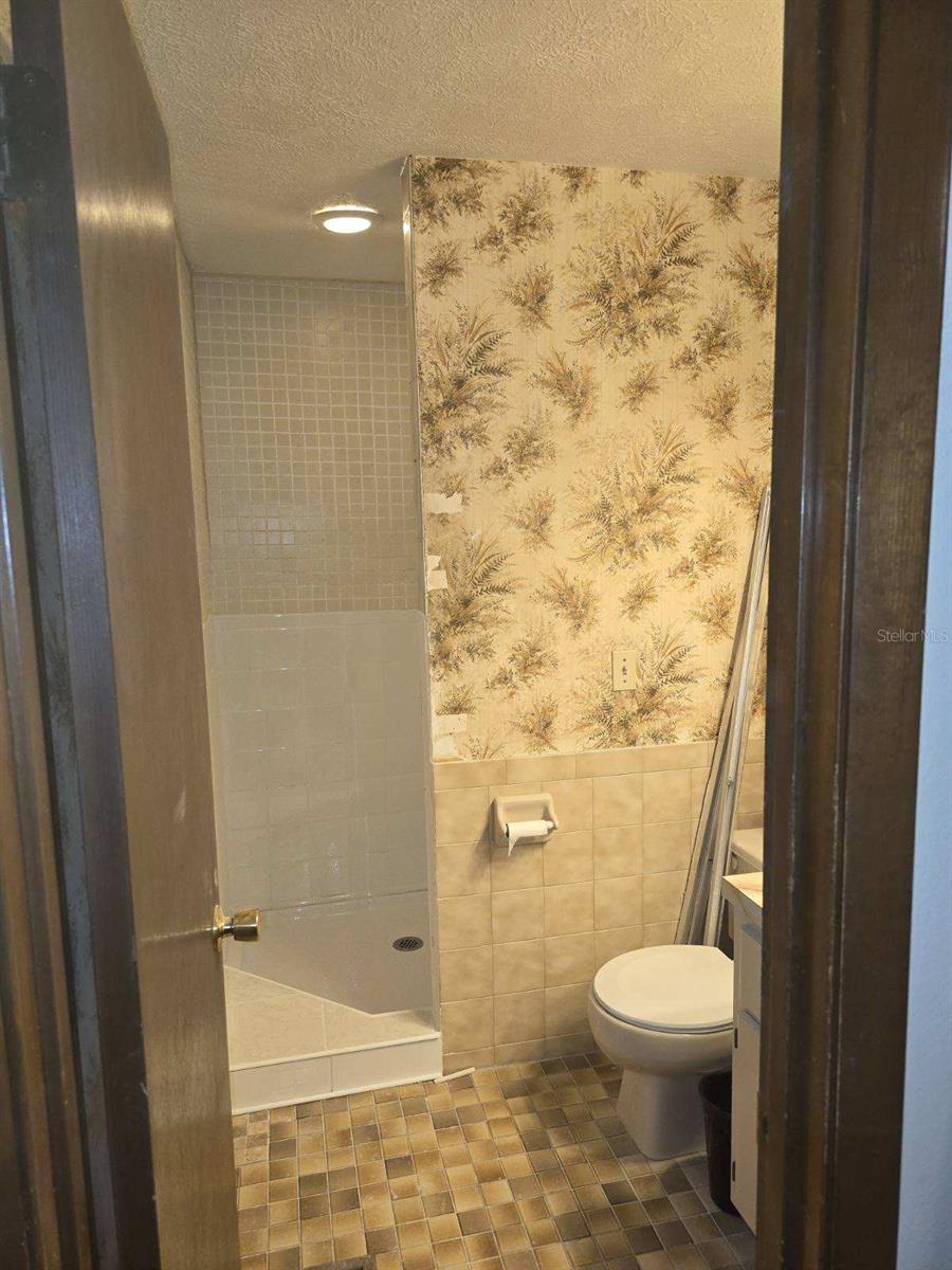 Image 17 of 17 For 4050 22nd Court