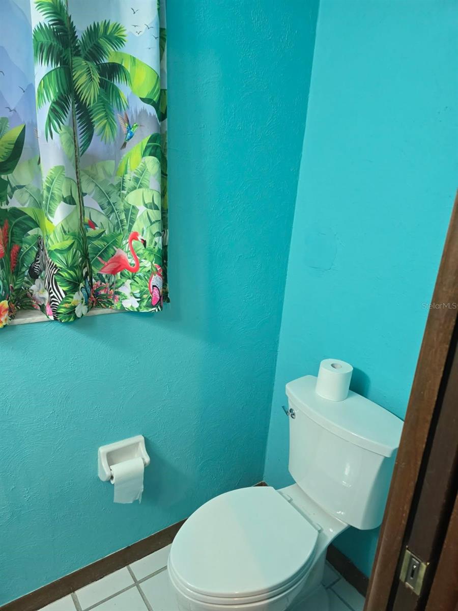 Image 9 of 17 For 4050 22nd Court