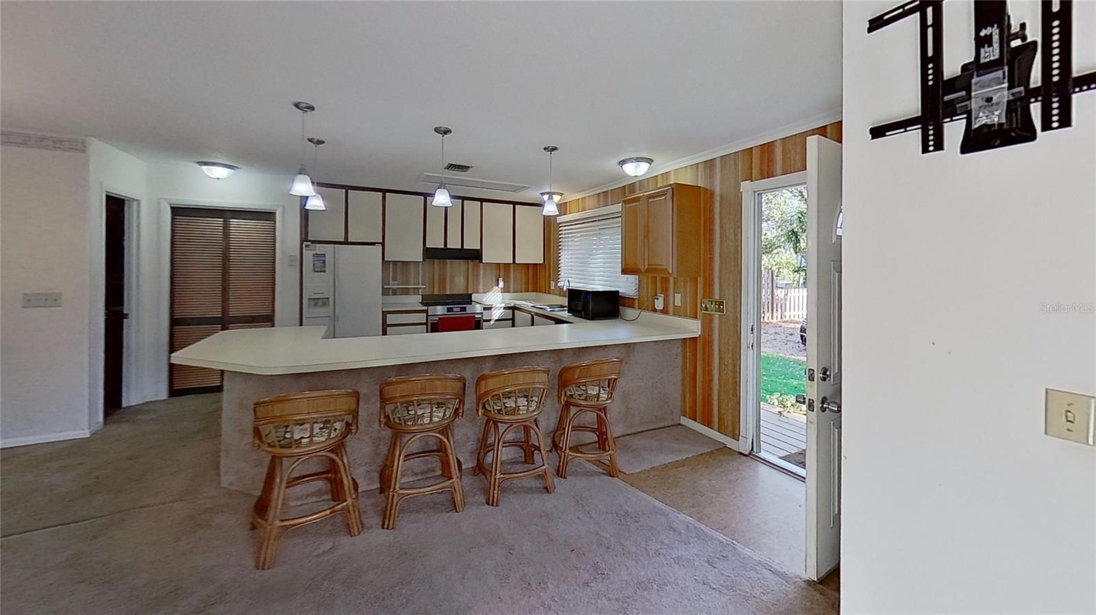 Image 11 of 46 For 1385 43rd Street