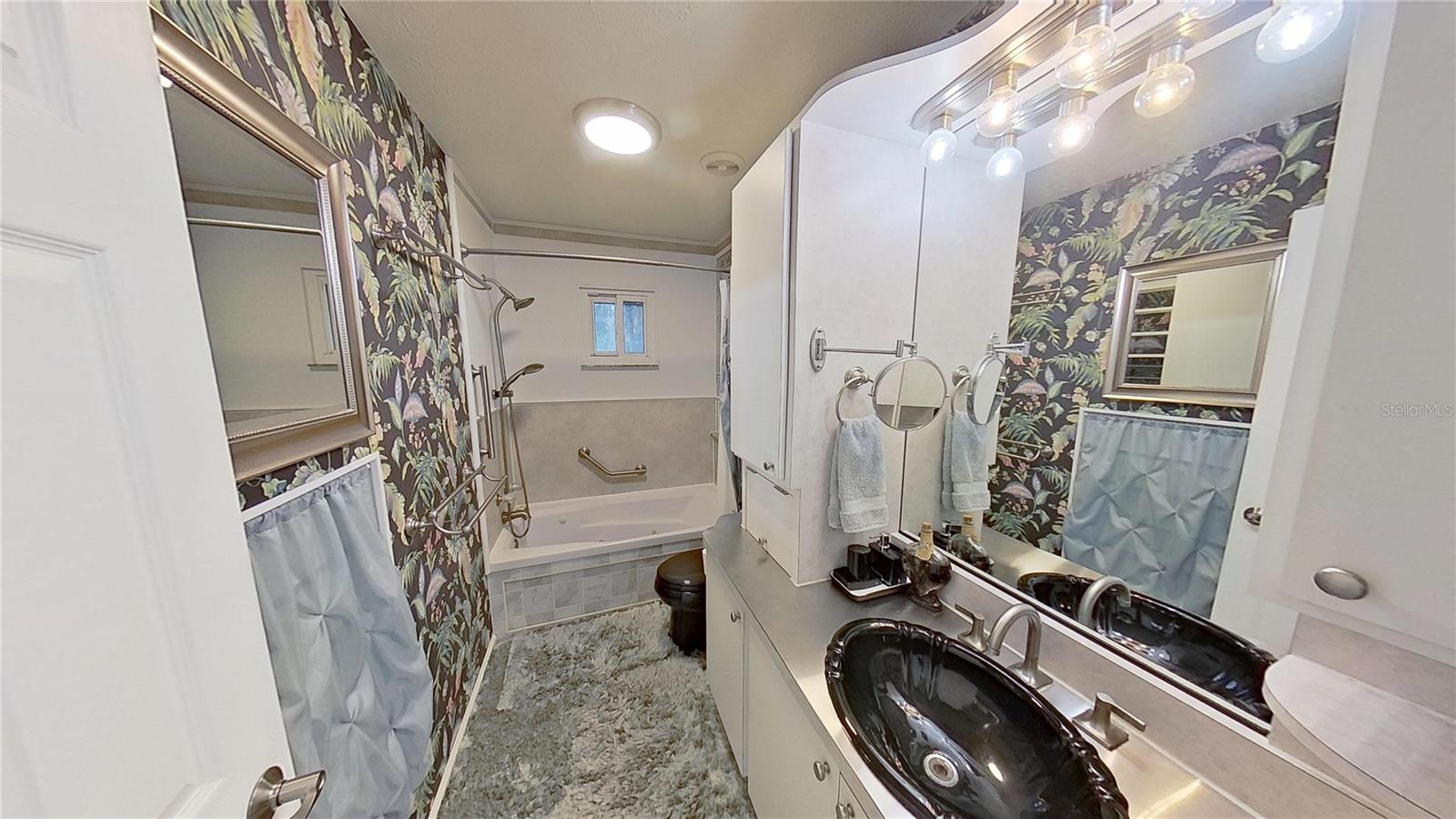 Image 25 of 46 For 1385 43rd Street