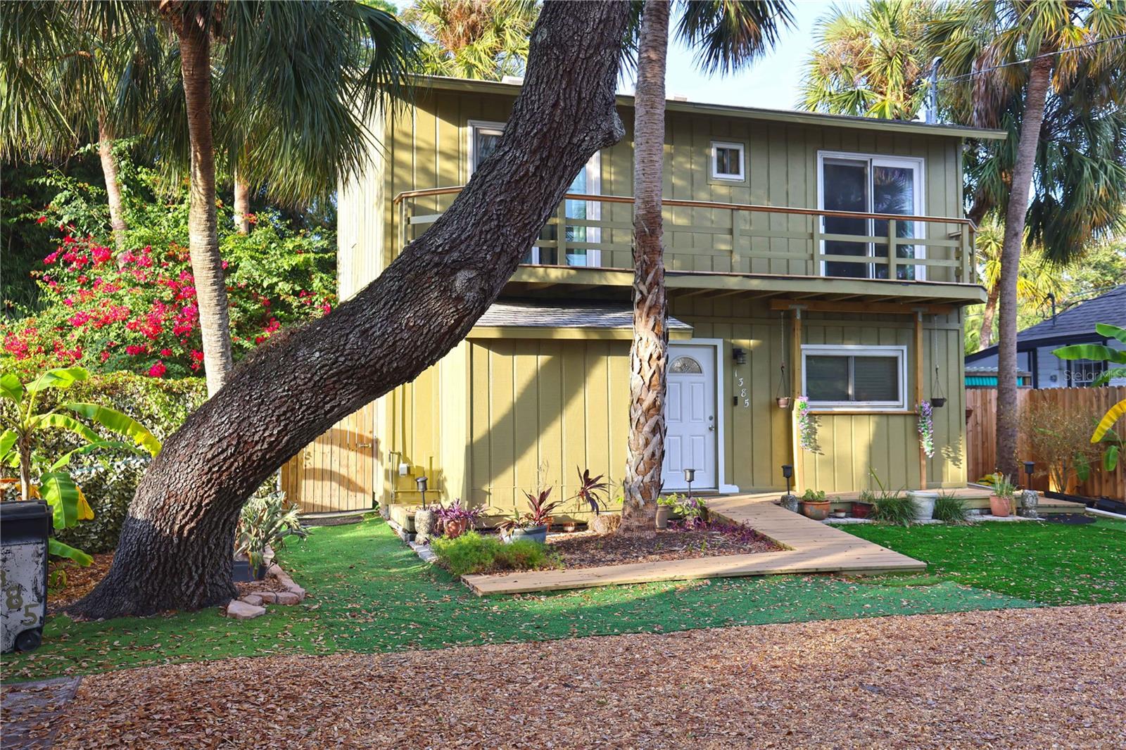 Image 5 of 46 For 1385 43rd Street