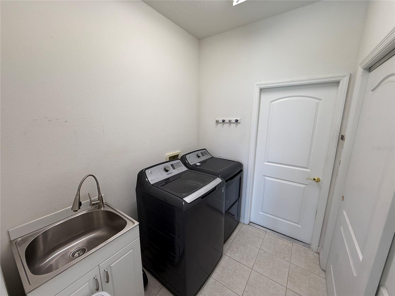 Image 27 of 30 For 315 Heritage Isles Way