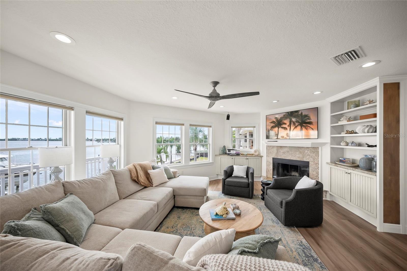 Image 19 of 58 For 527 56th Street