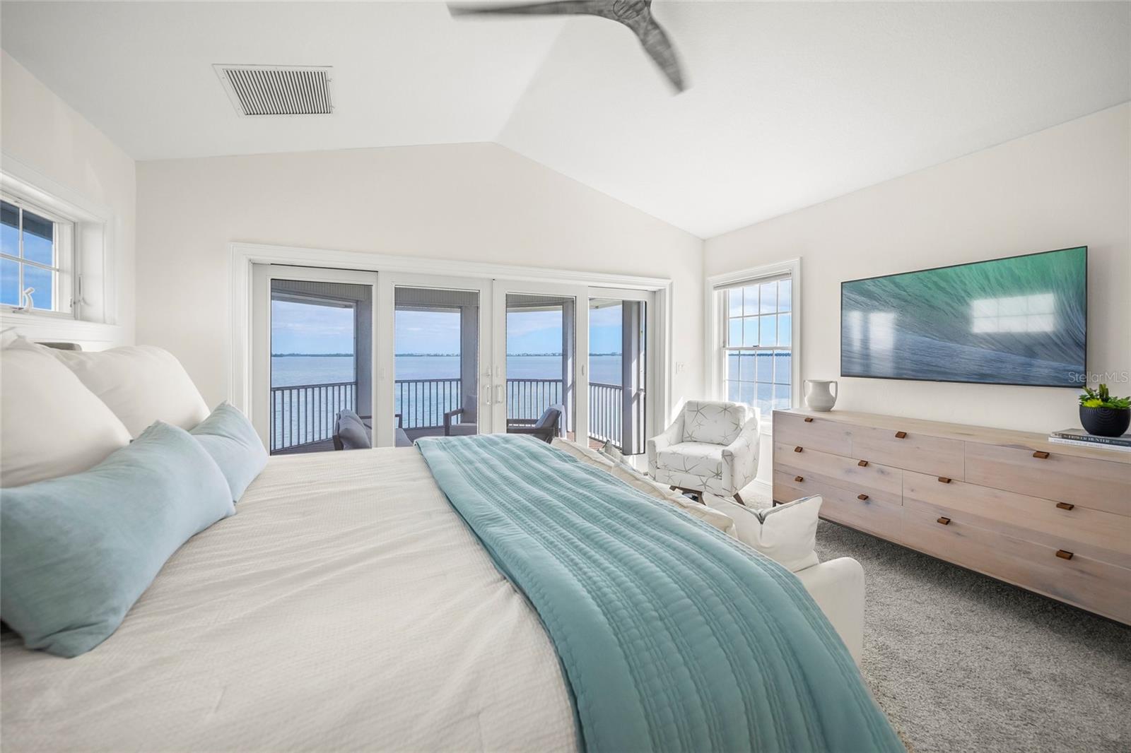 Image 23 of 58 For 527 56th Street