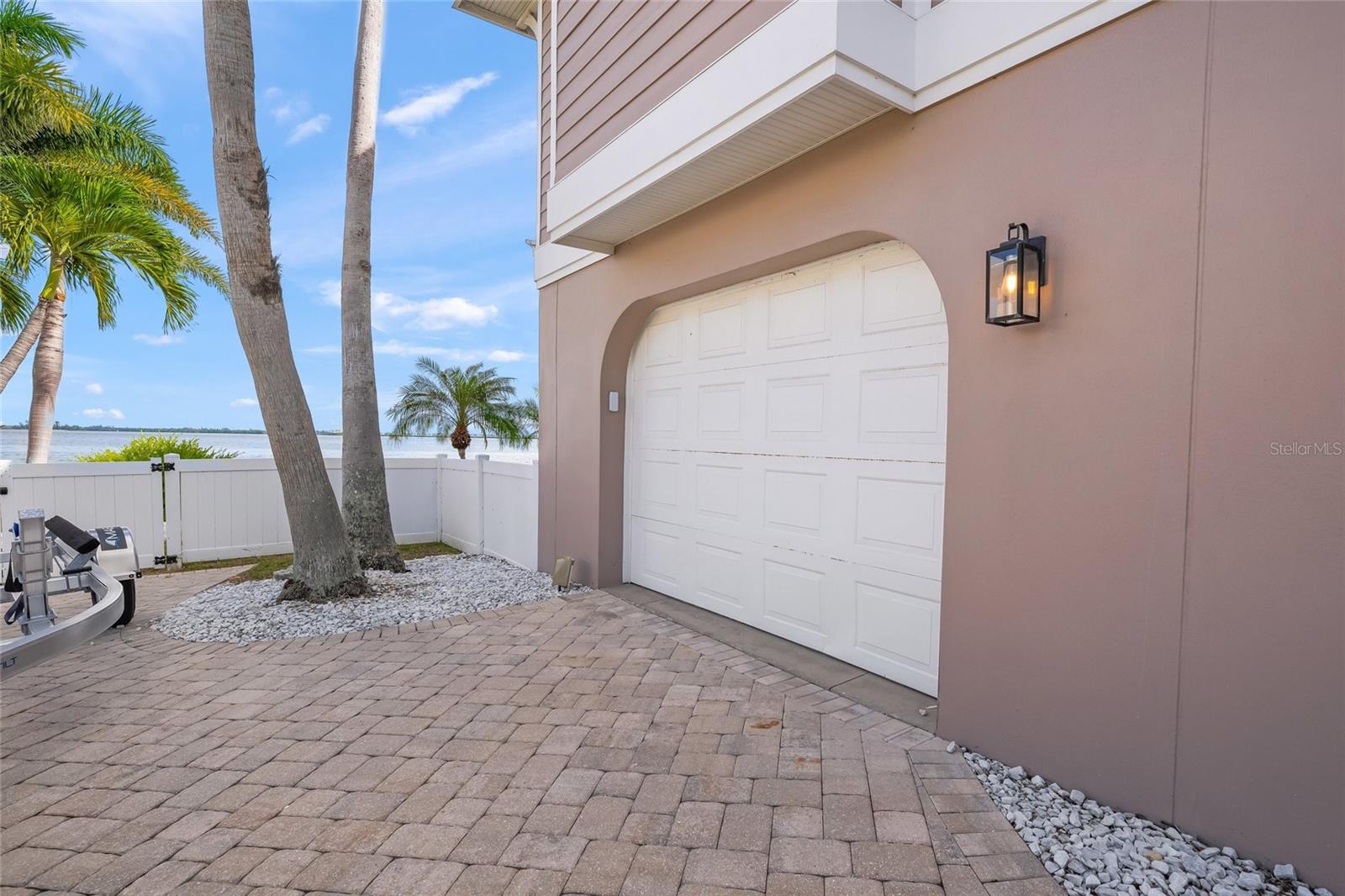 Image 37 of 58 For 527 56th Street