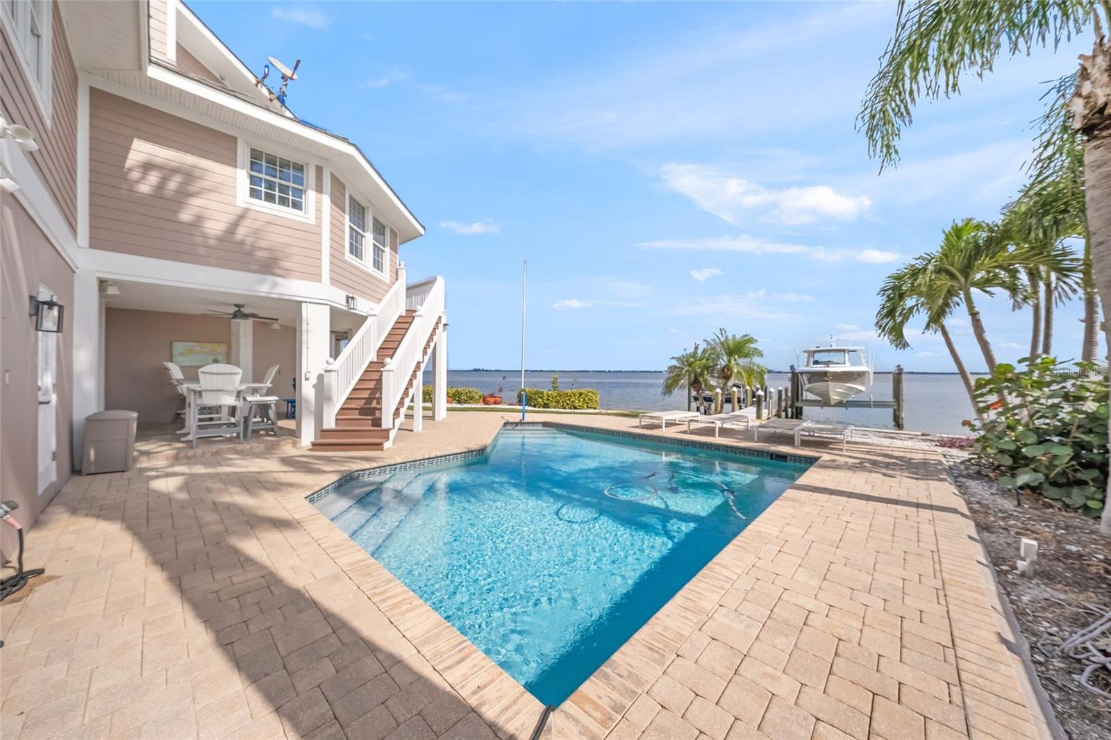 Image 39 of 58 For 527 56th Street